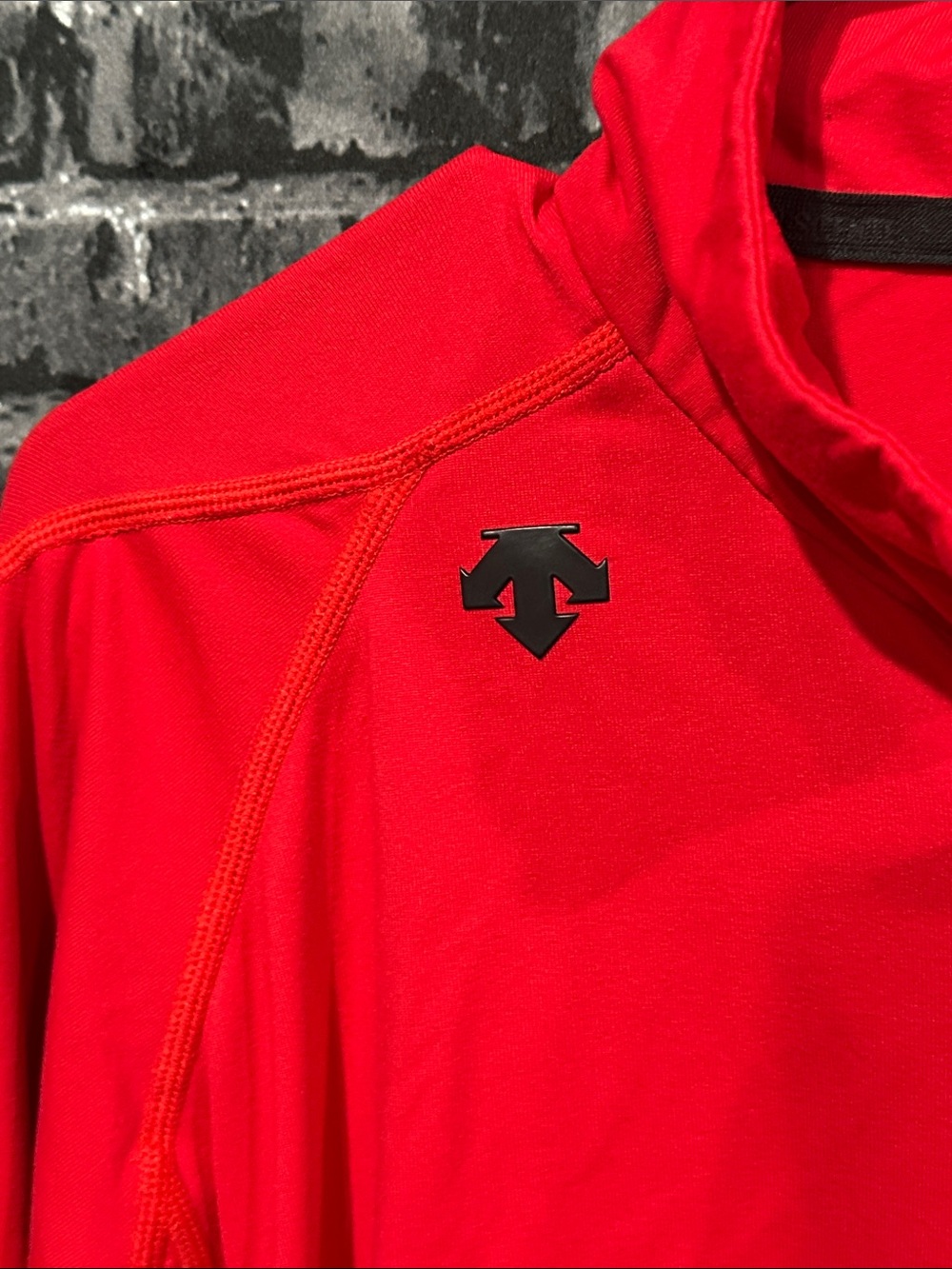 Descente Red Performance Jacket with White Logo - Picture 3 of 5